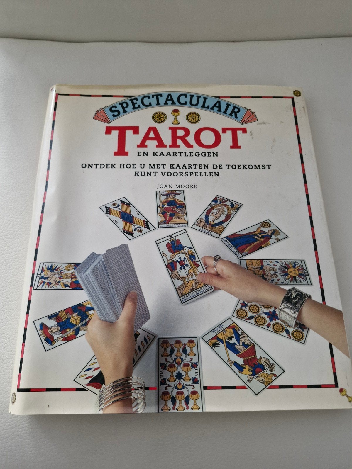 Spectaculair Tarot en Kaartleggen - Joan Moore, Ophalen of Verzenden
