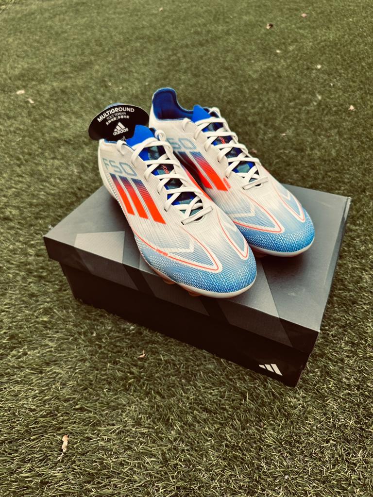 Adidas F50 Pro Voetbalschoenen - Nieuw en Ongebruikt, Sport en Fitness, Voetbal, Maat XS of kleiner, Schoenen, Nieuw, Ophalen of Verzenden