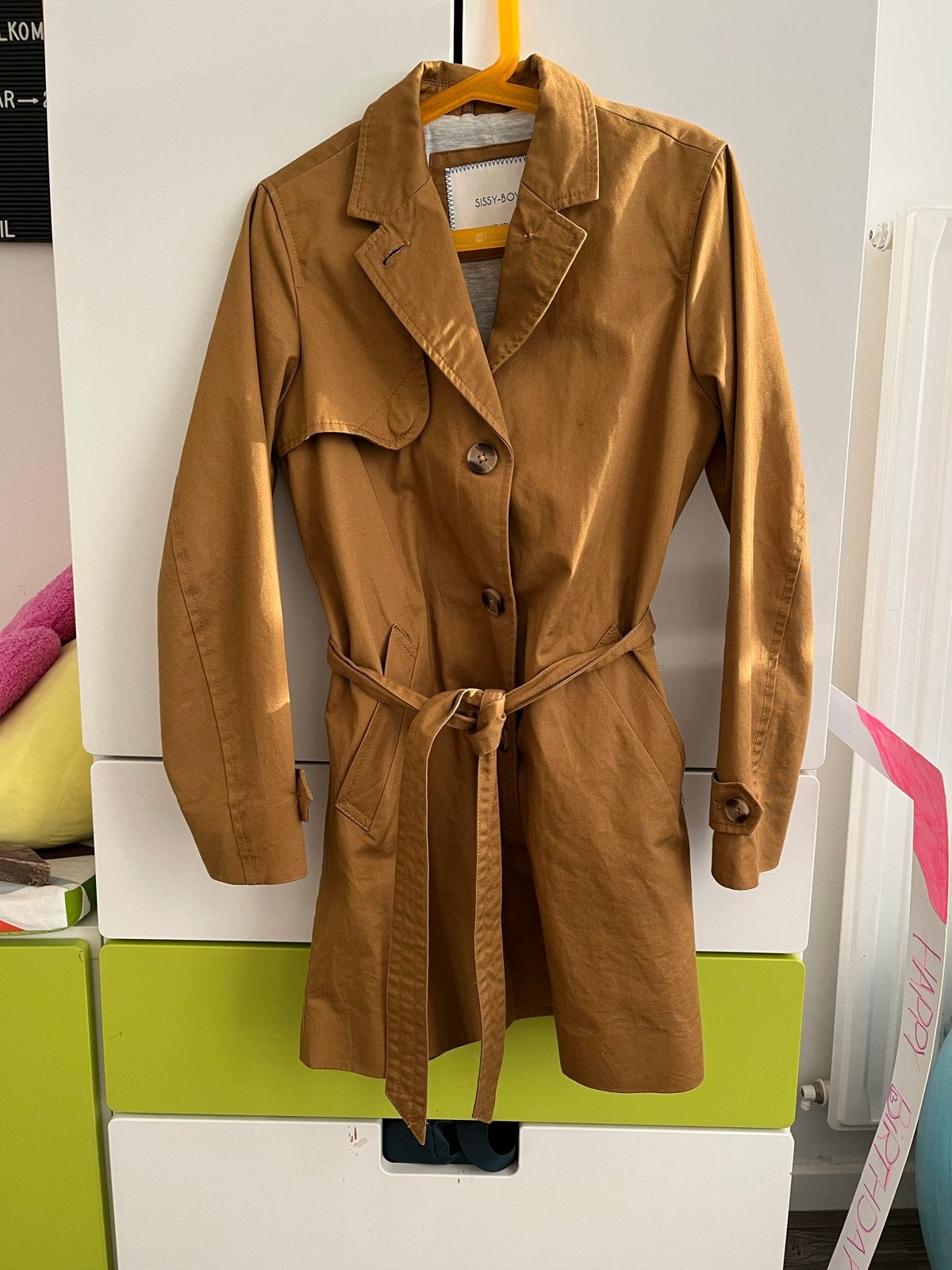 Sissy-Boy Trenchcoat Maat 134/140, Ophalen of Verzenden, Zo goed als nieuw, Meisje, Jas