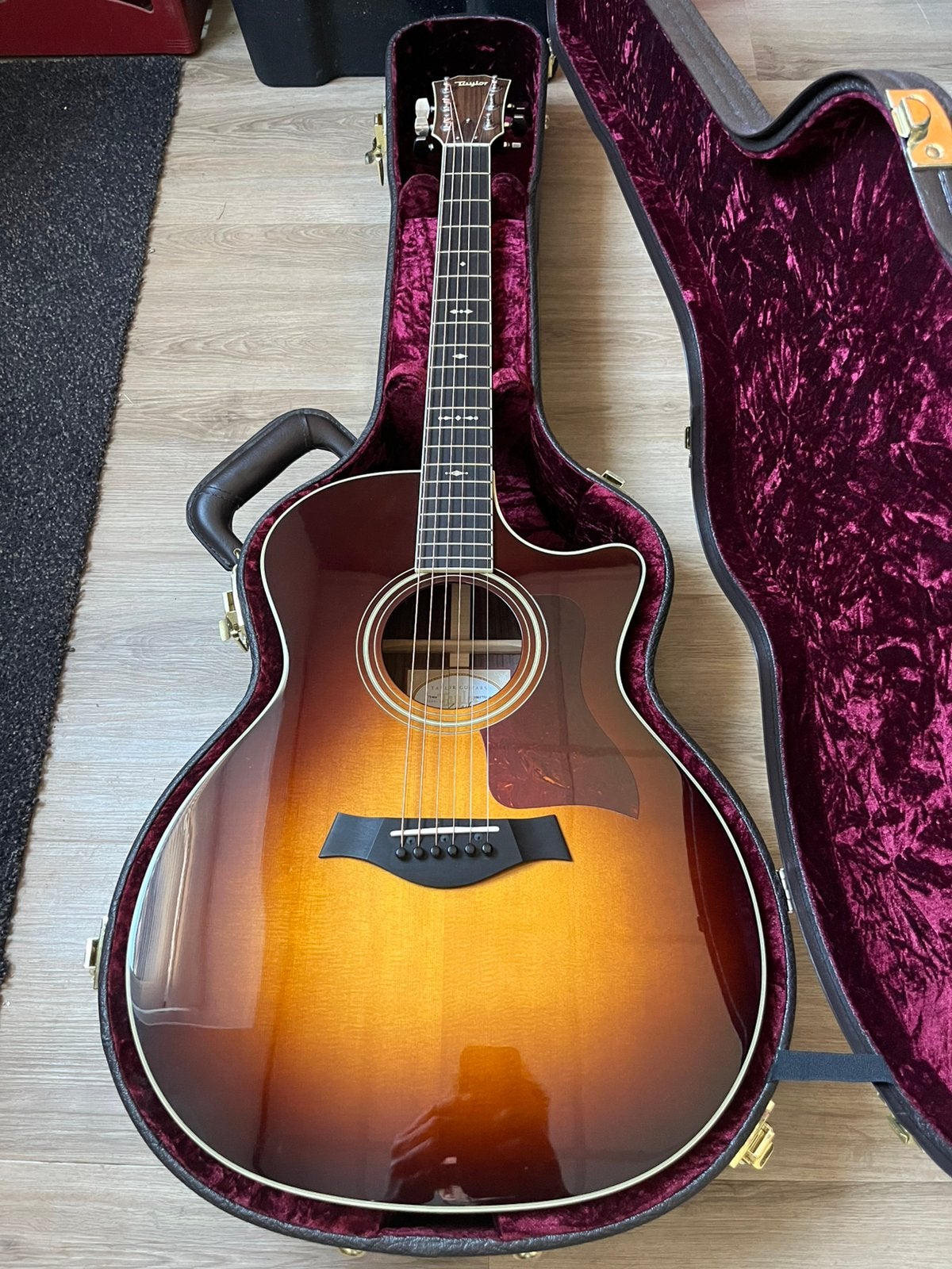 2015 Taylor 714ce in nieuwstaat, Muziek en Instrumenten, Ophalen, Zo goed als nieuw, Western- of Steelstringgitaar