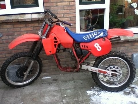 Ik zoek een Crossmotor frame met onderdelen (excl. blok), Motoren, Ophalen, Gebruikt
