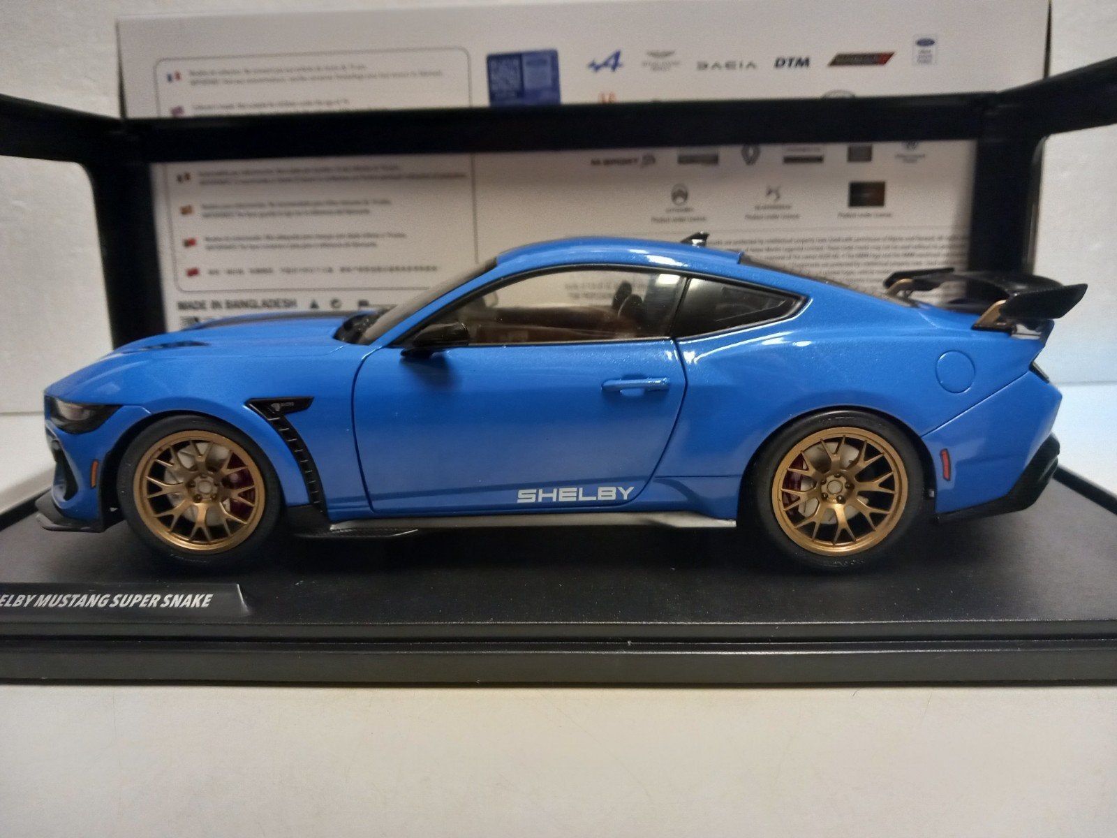 Ford Mustang Shelby blauw Maisto metal 1:18 KRD, Ophalen of Verzenden, Zo goed als nieuw, Auto, Maisto