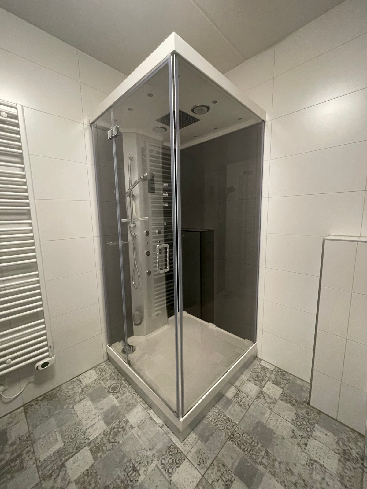 Luxe Douchecabine 100x100 cm met Stoom en Zijstralen, Doe-het-zelf en Verbouw, Ophalen, Gebruikt, Glas, Douche