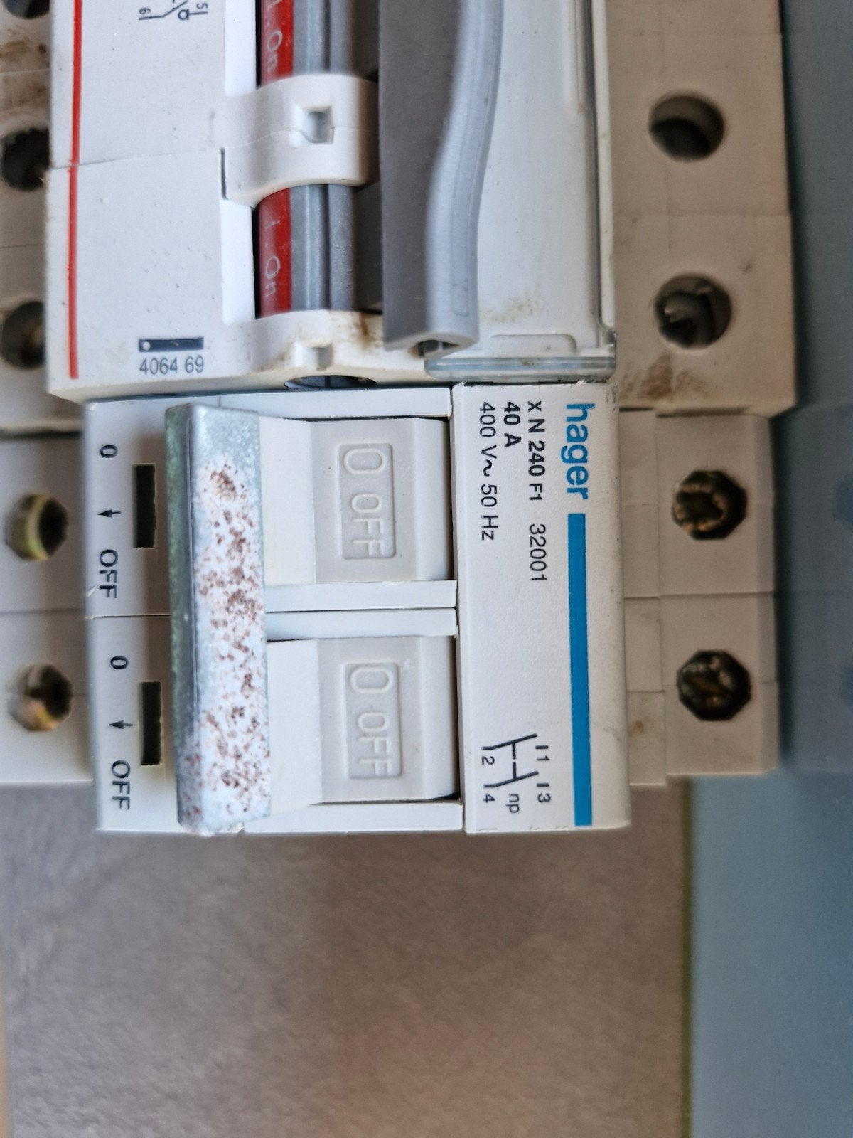 Diverse elektrische componenten - 17 stuks, Ophalen, Gebruikt