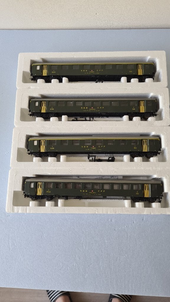 Lima SBB rijtuigen 309616K (2st) + 309518K (2st), Hobby en Vrije tijd, Gelijkstroom, Verzenden, Lima, Nieuw