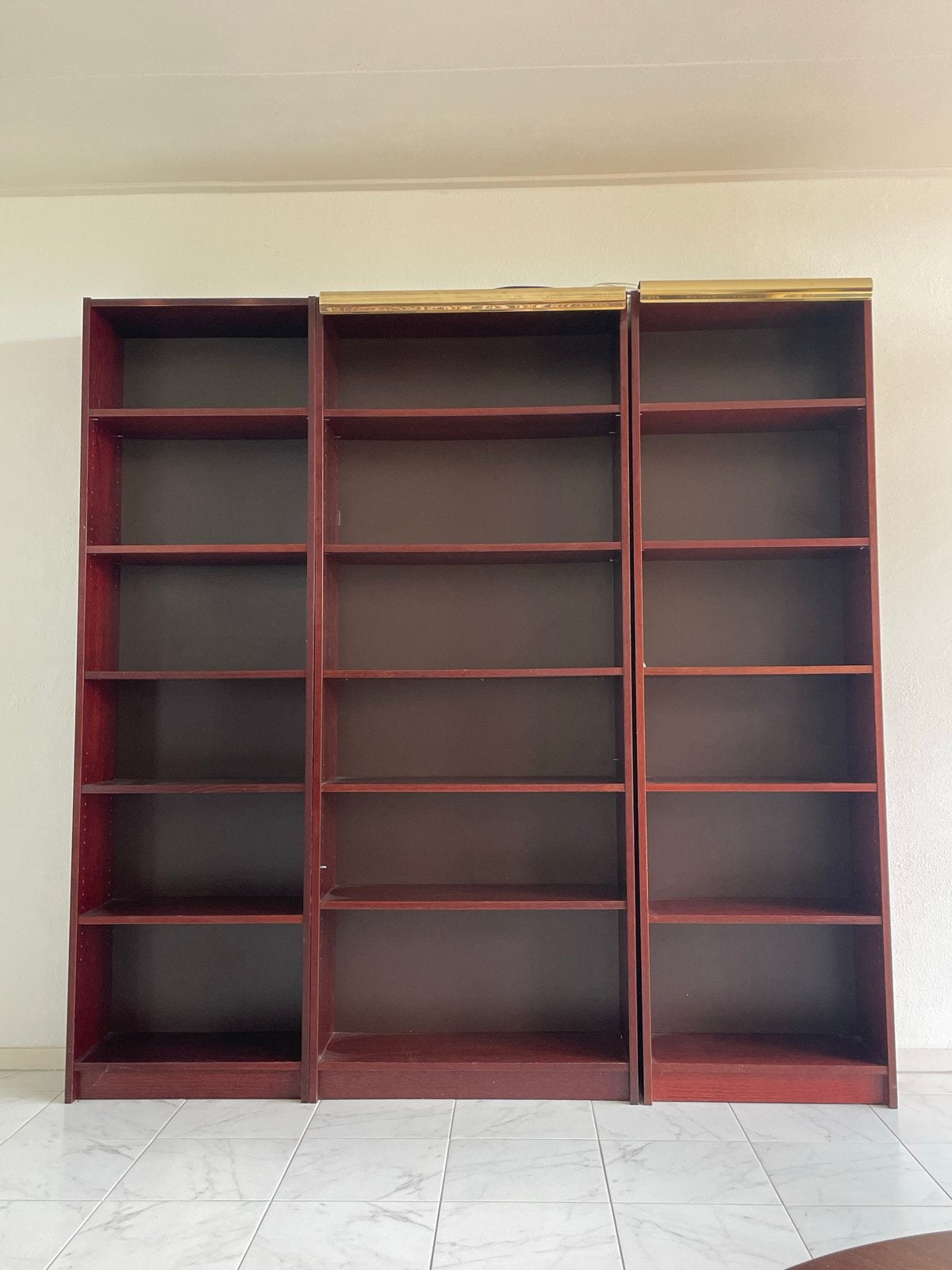 Set van 3 boekenkasten met verlichting, Ophalen, Met plank(en), Gebruikt, 200 cm of meer