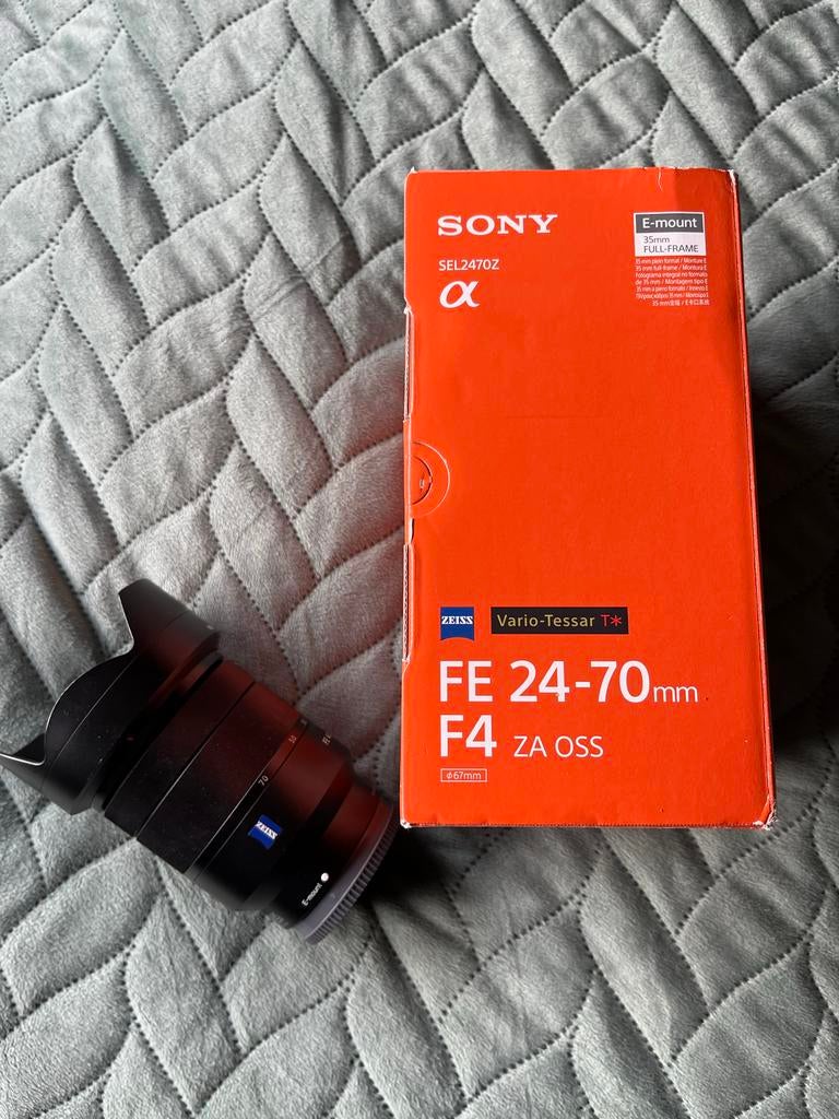 Sony Zeiss Vario-Tessar T* FE 24-70mm F4 ZA OSS Lens, Ophalen of Verzenden, Zo goed als nieuw, Standaardlens, Zoom