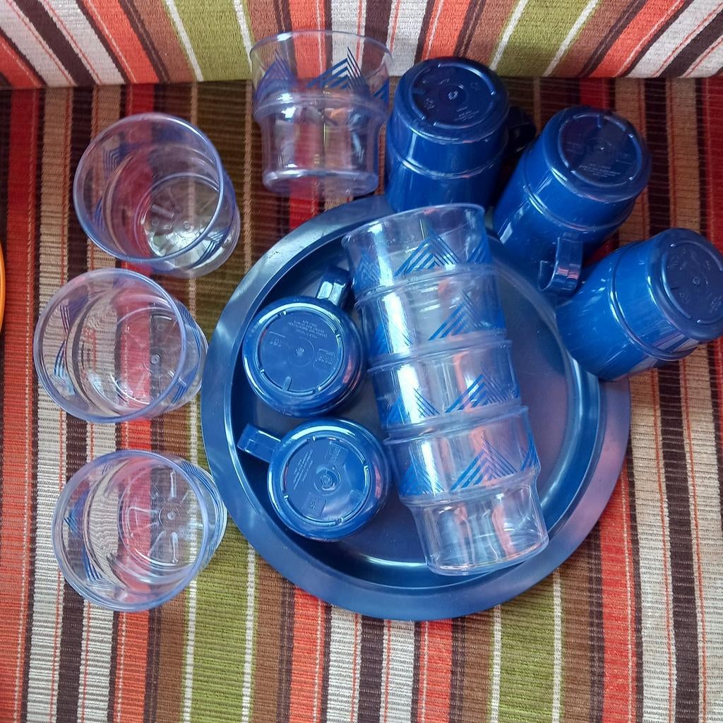 Mepal Rosti glazen borden kopjes donkerblauw, Ophalen of Verzenden, Zo goed als nieuw