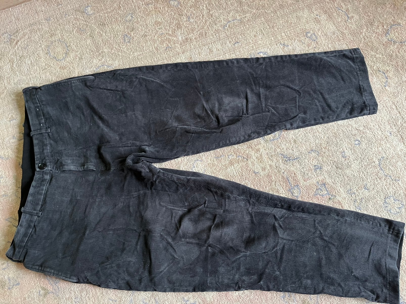 Uniqlo Corduroy Ribbroek Maat XL, Ophalen of Verzenden, Gedragen, Maat 56/58 (XL), Zwart