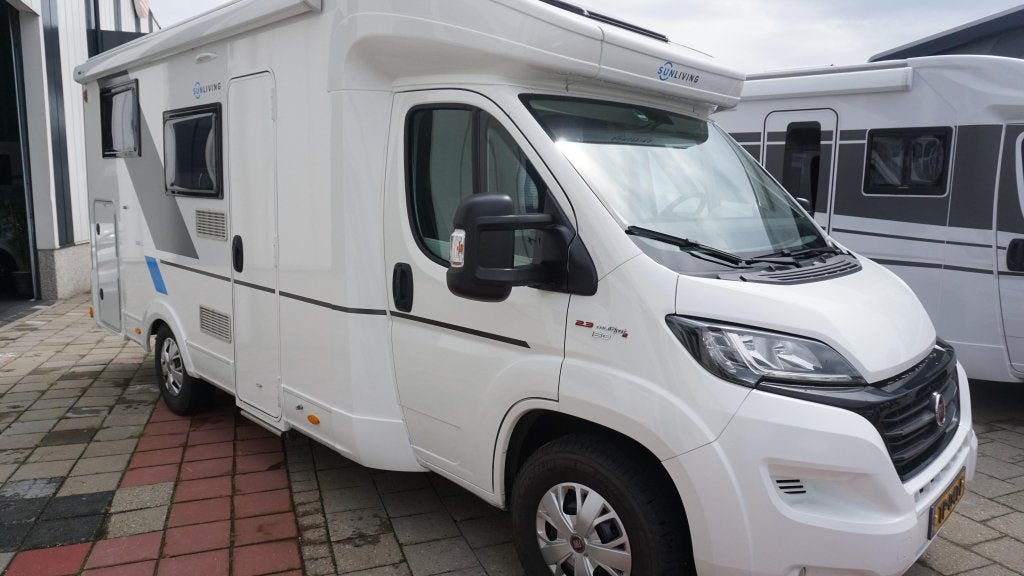 Sun Living S 65 SL AUTOMAAT, Automaat, Ringverwarming, Fiat, Tot en met 2