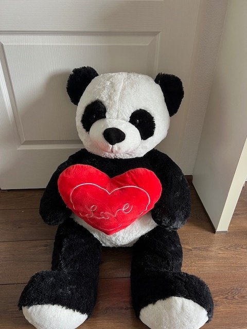 Pandabeer met rood hart 110 cm maxam, Kinderen en Baby's, Beer, Ophalen of Verzenden, Zo goed als nieuw, Wit