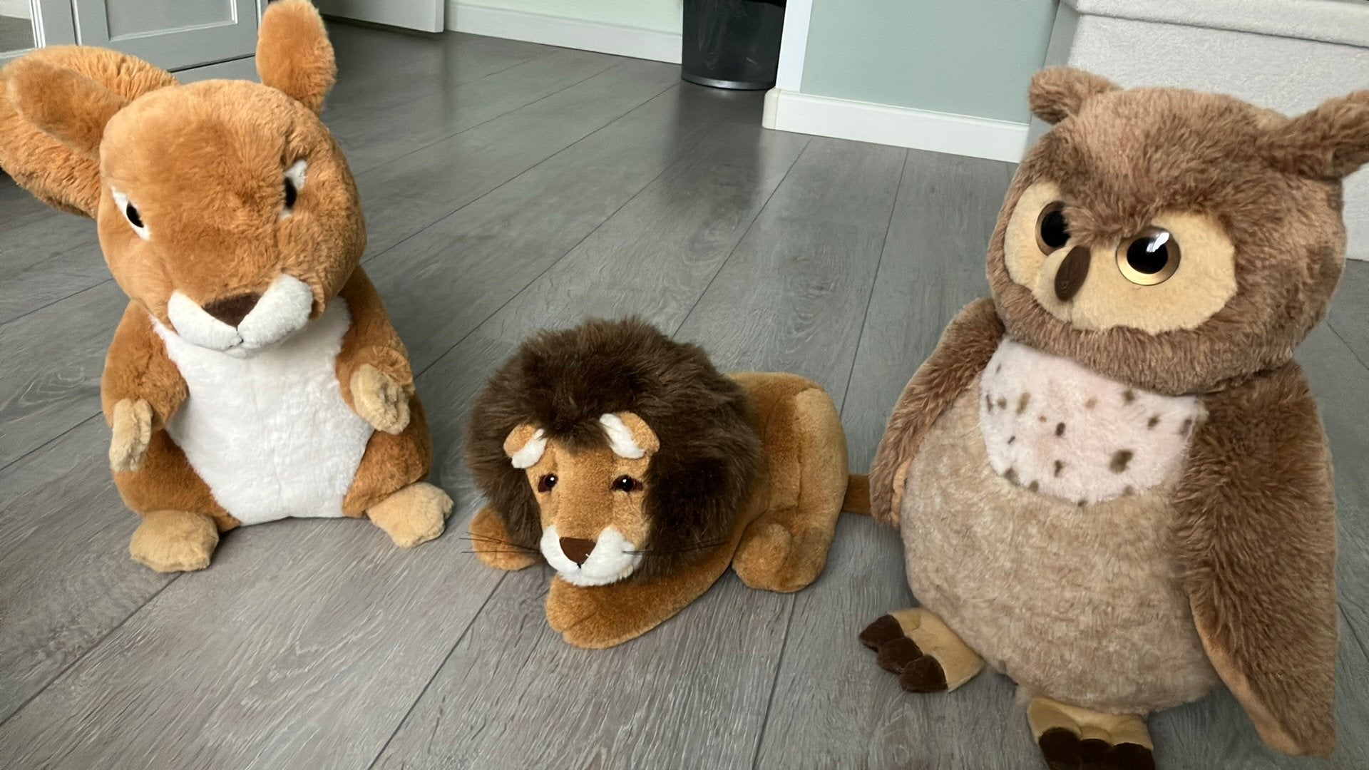 Grote dierenknuffels (30 cm) Eekhoorn, Uil, en Leeuw, Kinderen en Baby's, Overige typen, Nieuw, Ophalen of Verzenden, Middelgroot (20 tot 80 cm)