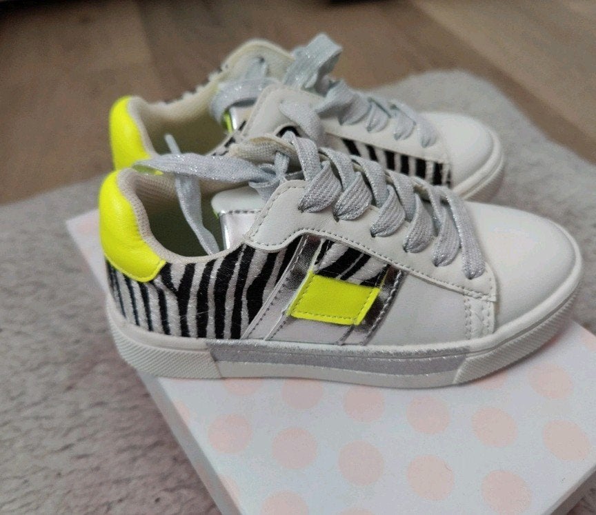 Schoenen maat 28 NIEUW, Ophalen of Verzenden, Nieuw, Meisje, Schoenen