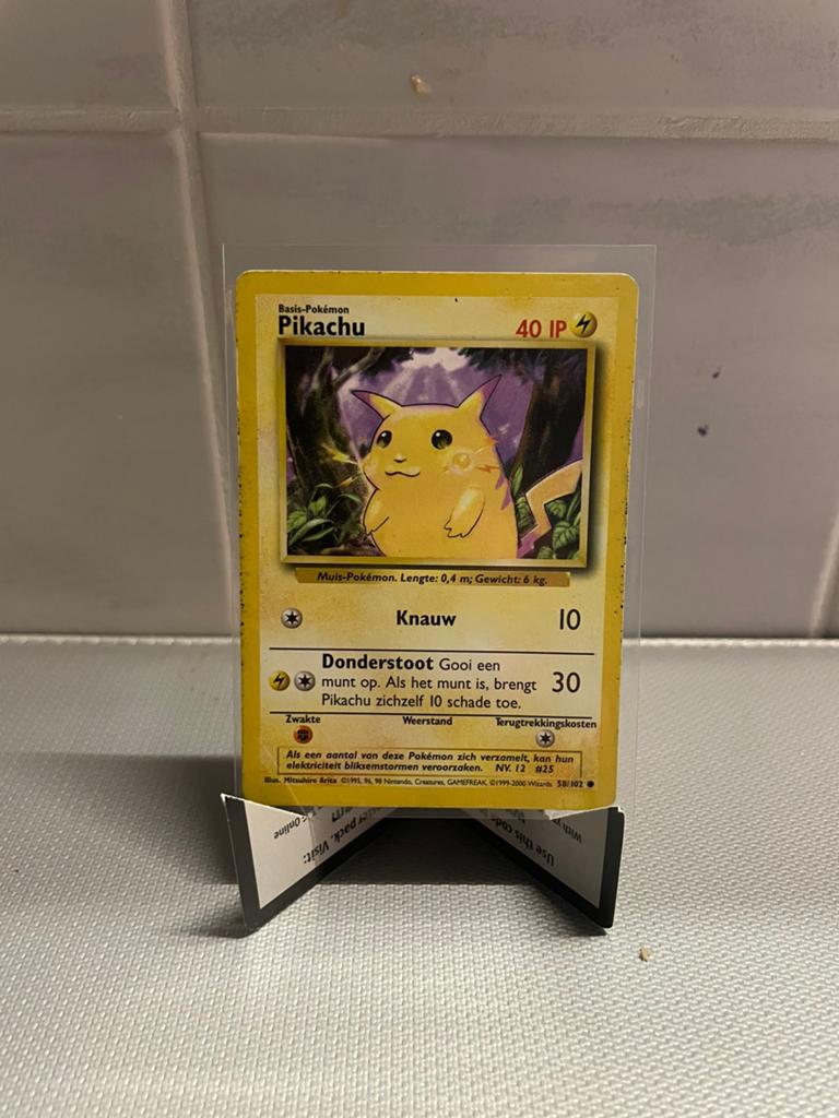 Pikachu 58/102 (nederland), Ophalen of Verzenden, Gebruikt