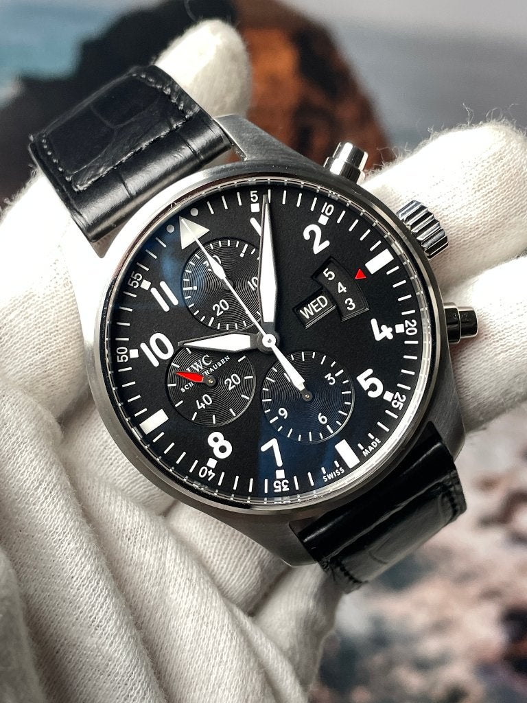 IWC Pilot Chronograph IW377701, Leer, Polshorloge, Zo goed als nieuw, Ophalen
