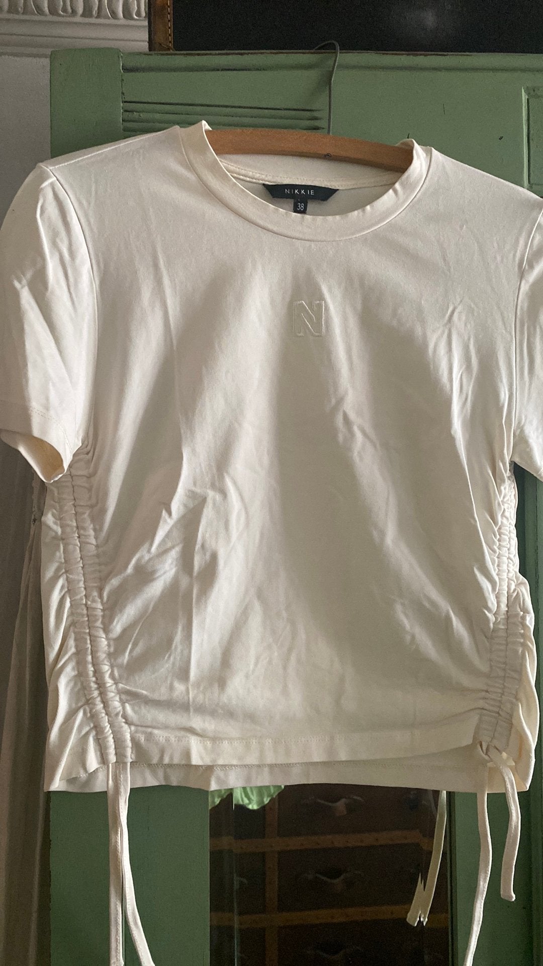 Kort T-shirt van het merk Nikkie Maat 38, Maat 38/40 (M), Overige kleuren, Ophalen of Verzenden, Zo goed als nieuw