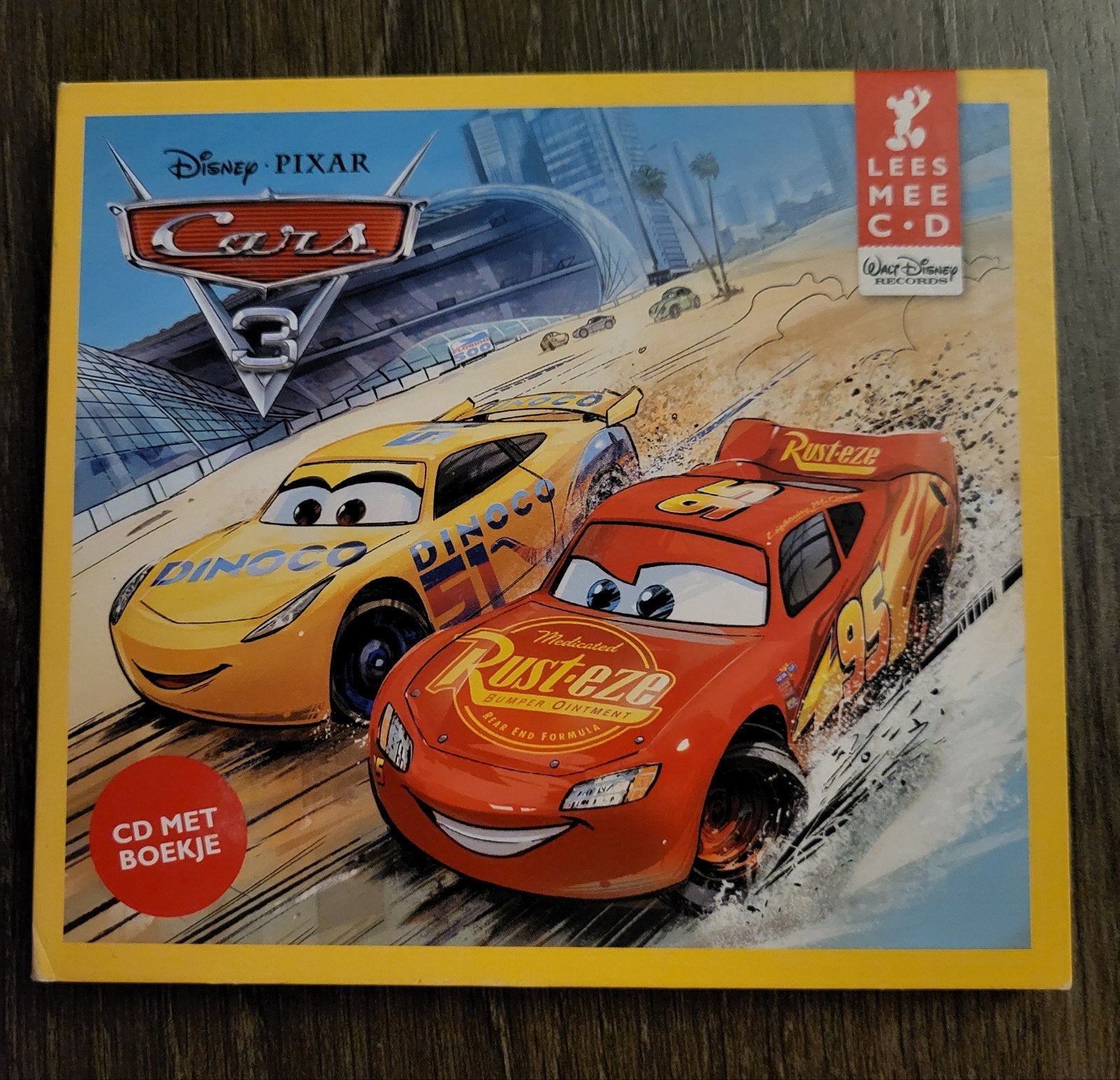 Disney Pixar Cars 3 Lees Mee CD met Boekje, Cd's en Dvd's, 6 tot 9 jaar, Overige typen, Ophalen of Verzenden, Zo goed als nieuw