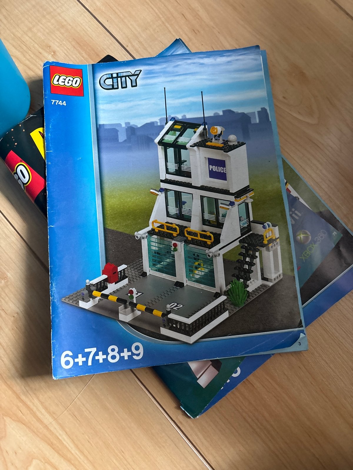 Lego City Politiebureau 7744 met instructieboekje, Kinderen en Baby's, Speelgoed | Duplo en Lego, Lego, Ophalen of Verzenden, Complete set