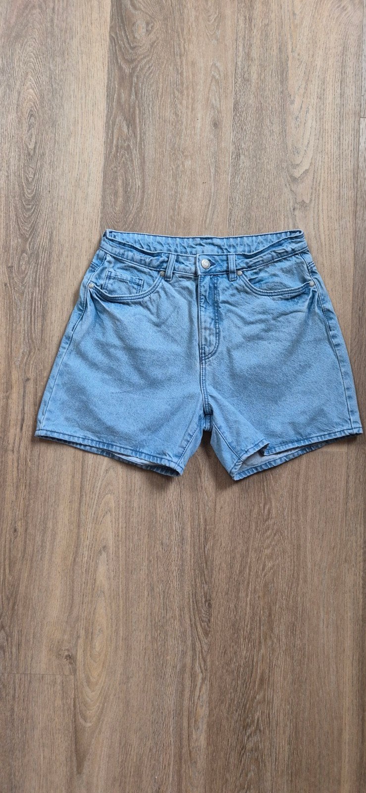 lichtblauw spijkershortje, hema, maat 38, nieuw, Blauw, Nieuw, Ophalen of Verzenden, W30 - W32 (confectie 38/40)