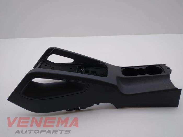 Middenconsoles van een Volkswagen Scirocco, Gebruikt, -, Volkswagen, -