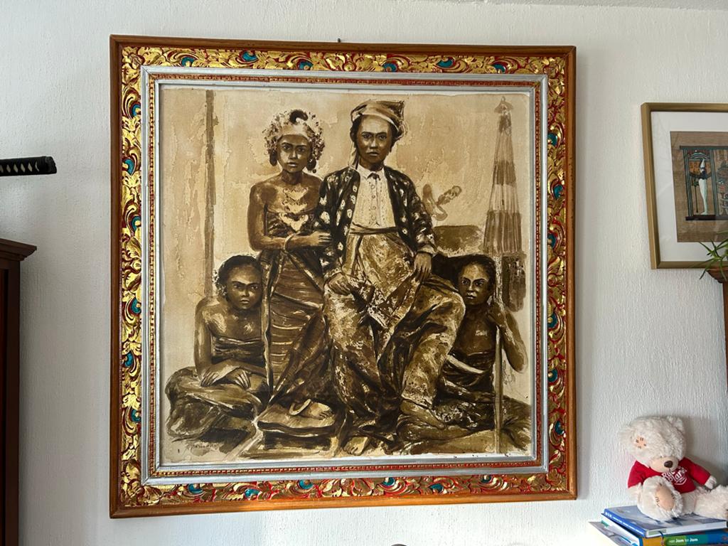 Groot schilderij met Balinese familie, 110x110cm, Ophalen