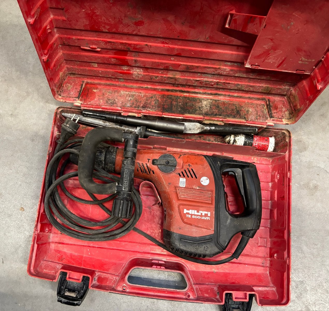 Hilti TE 500-AVR Boor- en Breekhamer met koffer, Doe-het-zelf en Verbouw, Ophalen, Gebruikt, 600 watt of meer, Boor- en/of Breekhamer