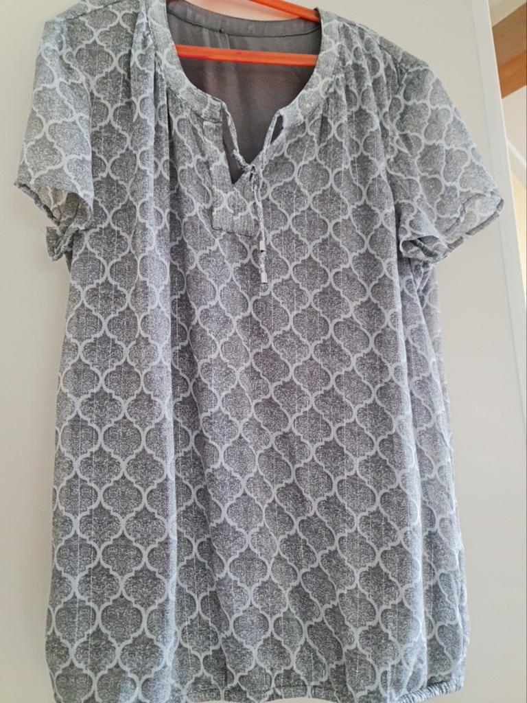 Tuniek grijs zilver maat 38/40, Kleding | Heren, Ophalen of Verzenden, Zo goed als nieuw, Overige maten, Grijs