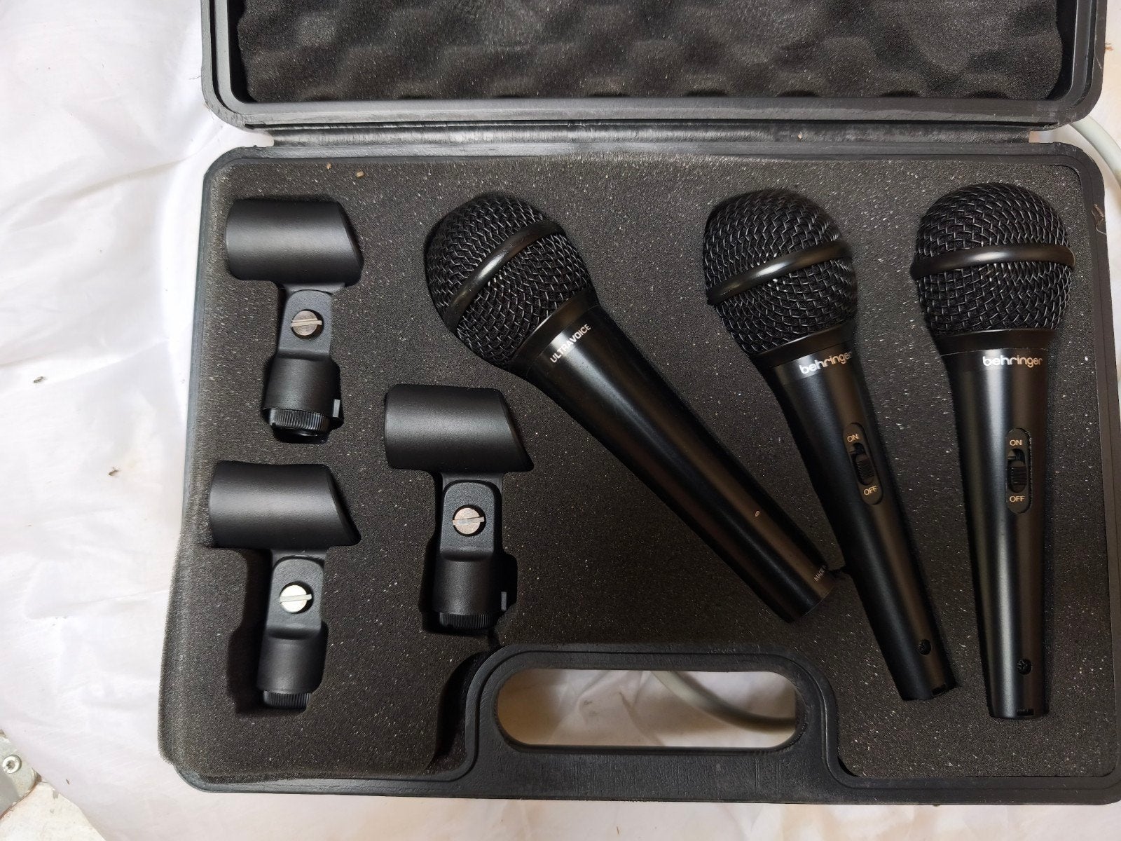 Behringer XM1800S Microfoon Set (3 stuks), Ophalen of Verzenden, Zo goed als nieuw, Zangmicrofoon