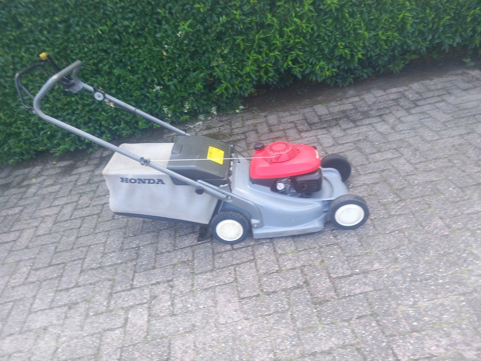 Honda 476 met aandrijving en meskoppeling., Tuin en Terras, Grasmaaiers, Ophalen, Cirkelmaaier, Honda, Versnellingen