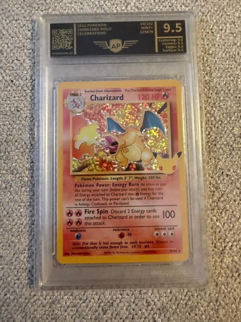 Pokémon Charizard Holo Celebrations AP Grading 9.5 Mint+, Ophalen of Verzenden, Nieuw