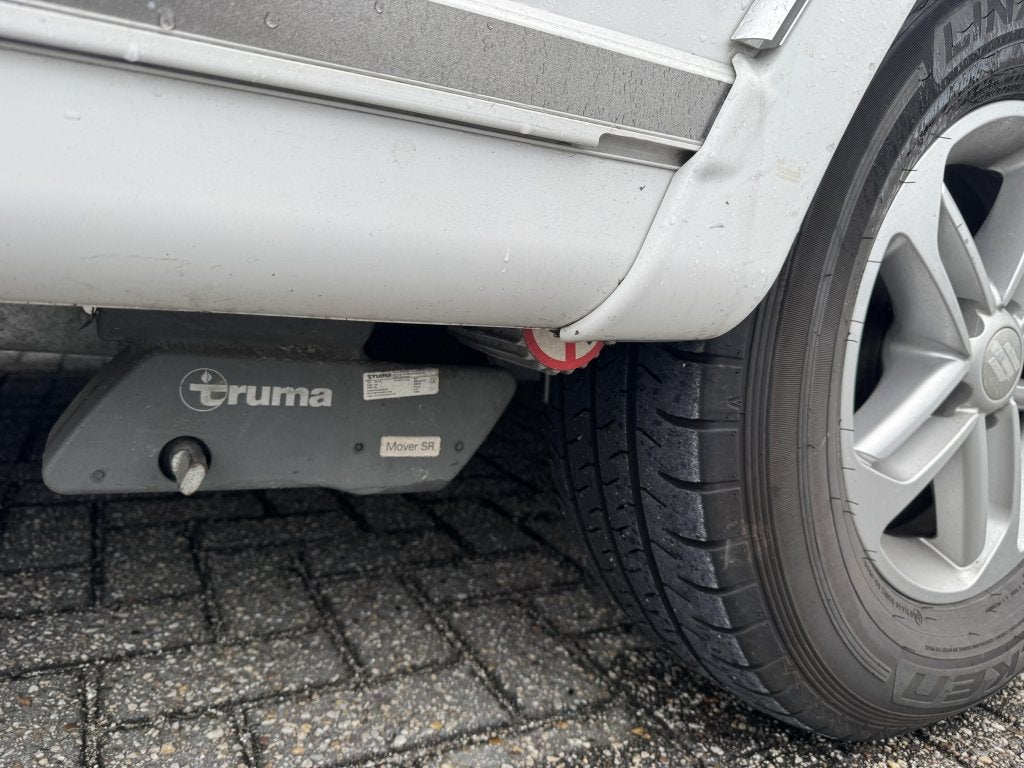Eriba Nova GL 530 Enkele bedden + Dak airco + 2000kg, Caravans en Kamperen, Rondzit, Bedrijf, 6 tot 7 meter, Eriba