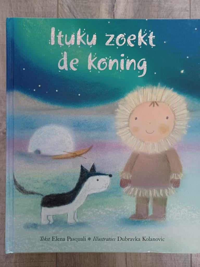 E. Pasquali - Ituku zoekt de koning, Ophalen of Verzenden, Zo goed als nieuw, E. Pasquali