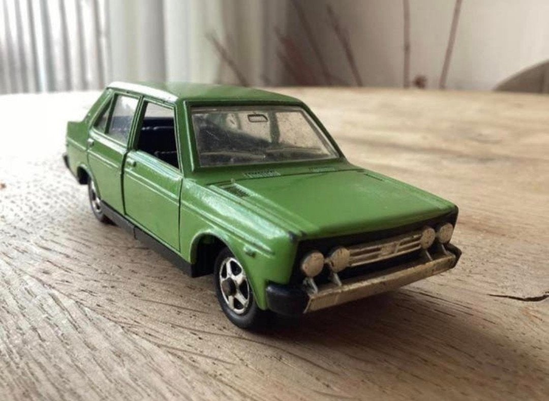 Fiat 131 Mirafiori – Mebetoys / Mattel – Made in Italy, Ophalen of Verzenden, Zo goed als nieuw, Auto, Overige merken