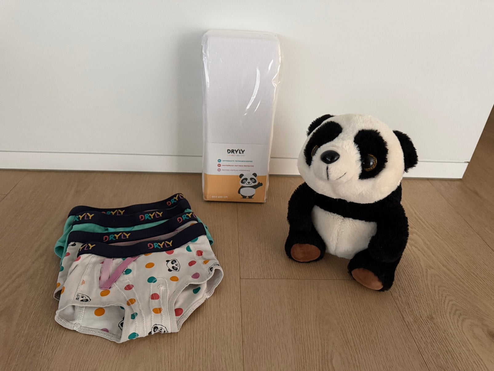 Dryly ondergoed, matrasbeschermer en wizzu beer, Kinderen en Baby's, Kinderspulletjes, Ophalen of Verzenden, Gebruikt