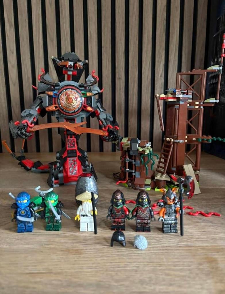 Lego Ninjago Iron Doom 70626 met minifiguren, Verzenden, Zo goed als nieuw