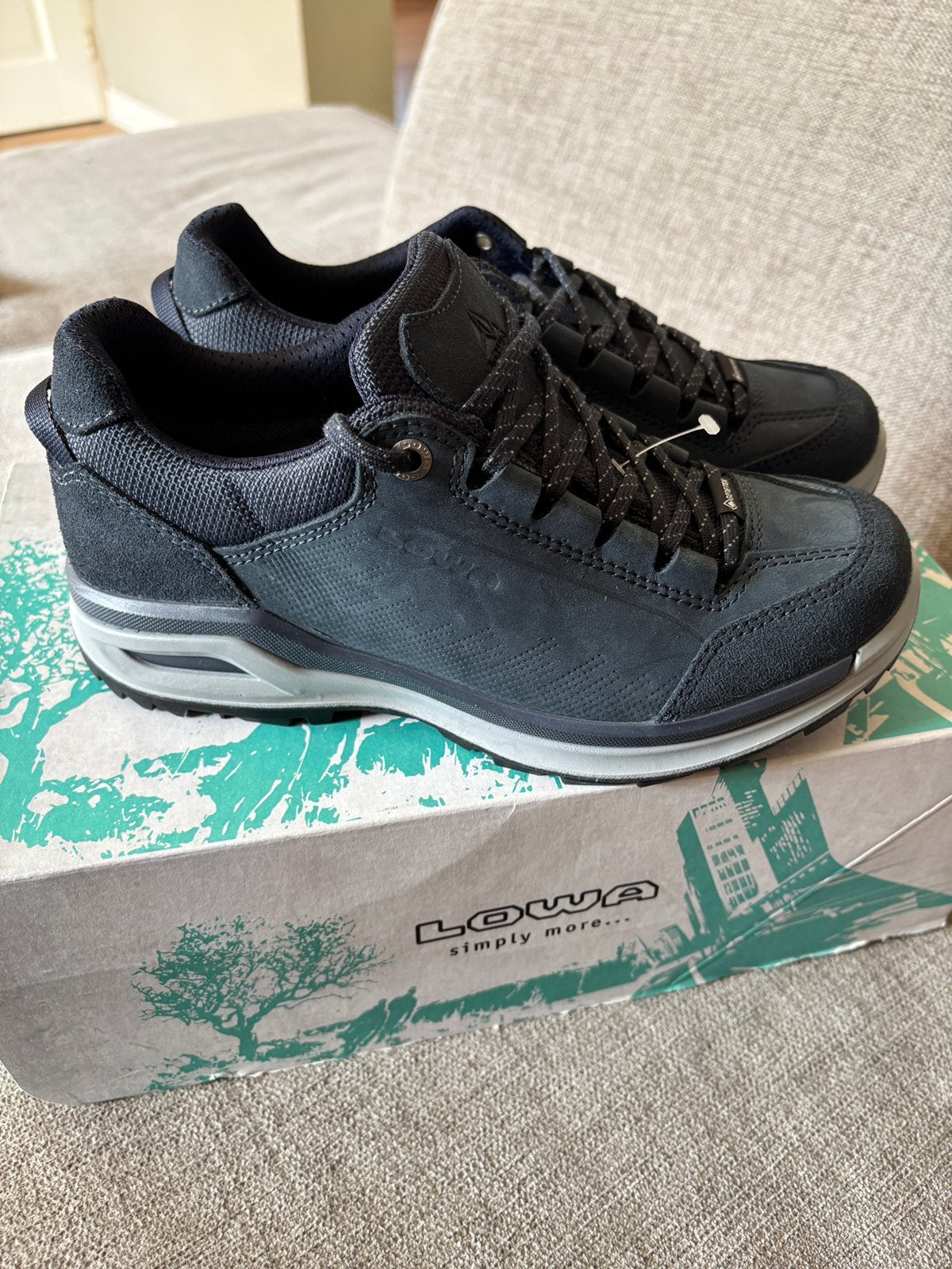 Lowa Ascona GTX Lo wandelschoenen dames mt37,5 nieuw, Ophalen of Verzenden, Nieuw, Schoenen