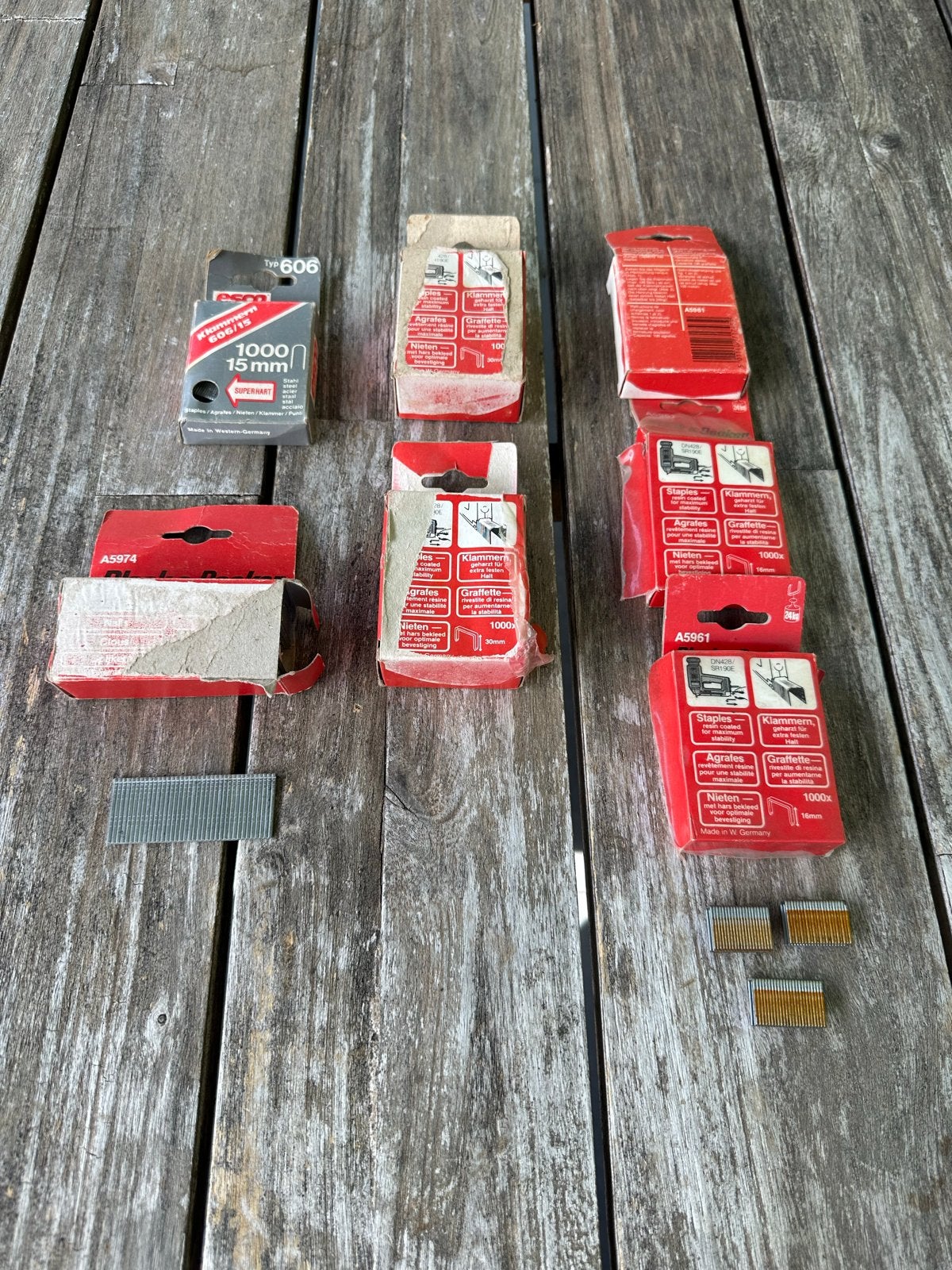 Diverse nieten en nagels voor tacker/nietmachine, Ophalen, Gebruikt, Tacker/nietmachine, Overige merken