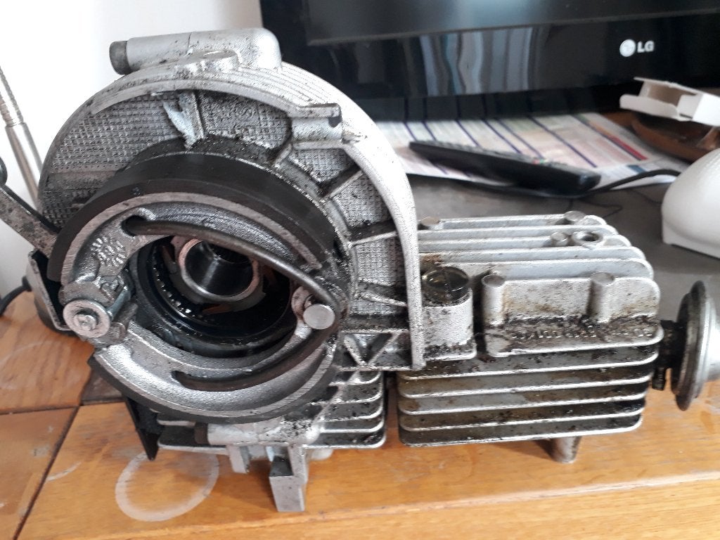motorblok spartament 15 euro, Ophalen of Verzenden, Gebruikt