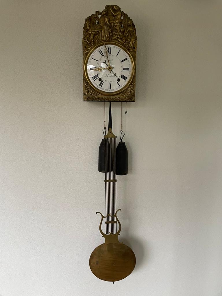 Perfect lopende Antieke Franse / Comtoise haantjes klok, Antiek en Kunst, Antiek | Klokken, Ophalen of Verzenden