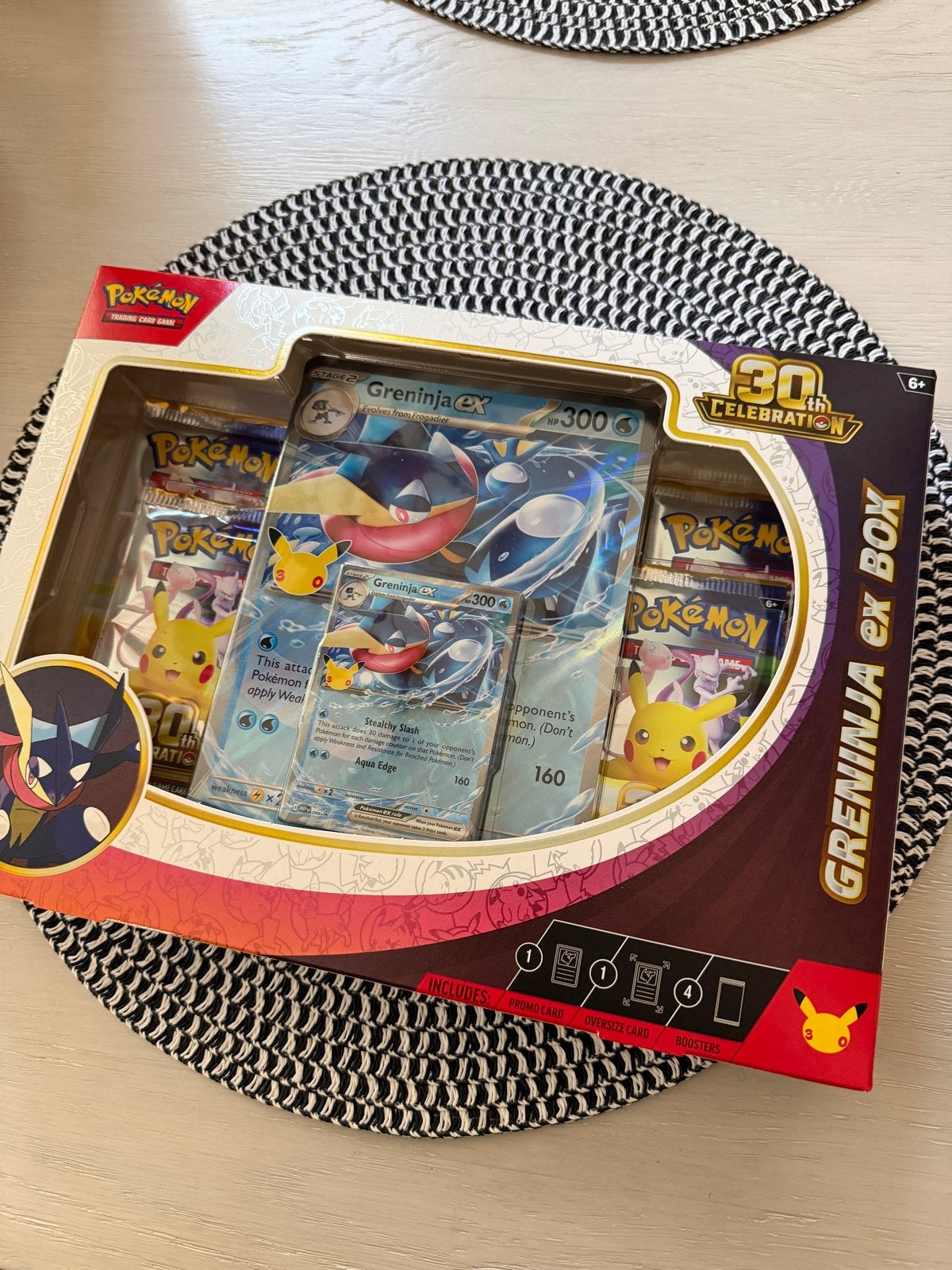 Pokémon Greninja EX Box - 30th Celebration, Ophalen of Verzenden, Nieuw, Boosterbox