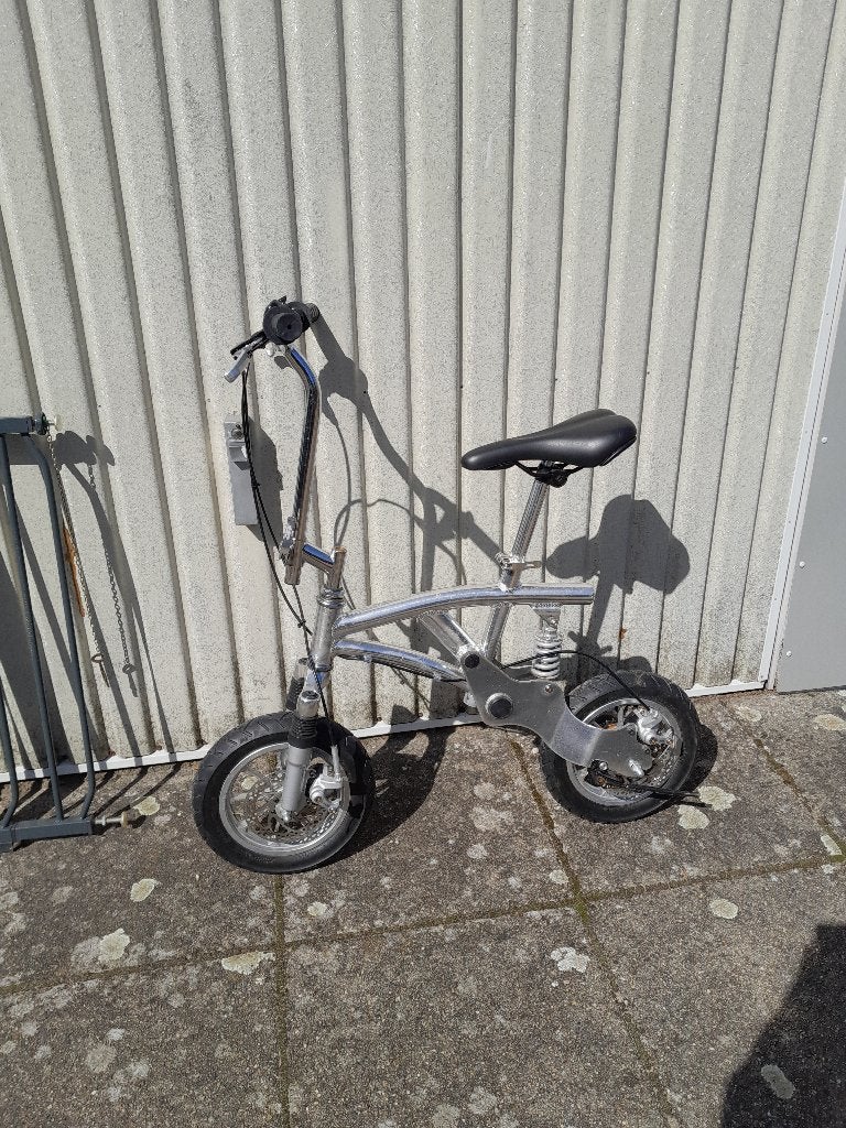volwassen loopfiets, ideaal oefenen na knie/heup-operatie, Diversen, Ophalen of Verzenden, Zo goed als nieuw