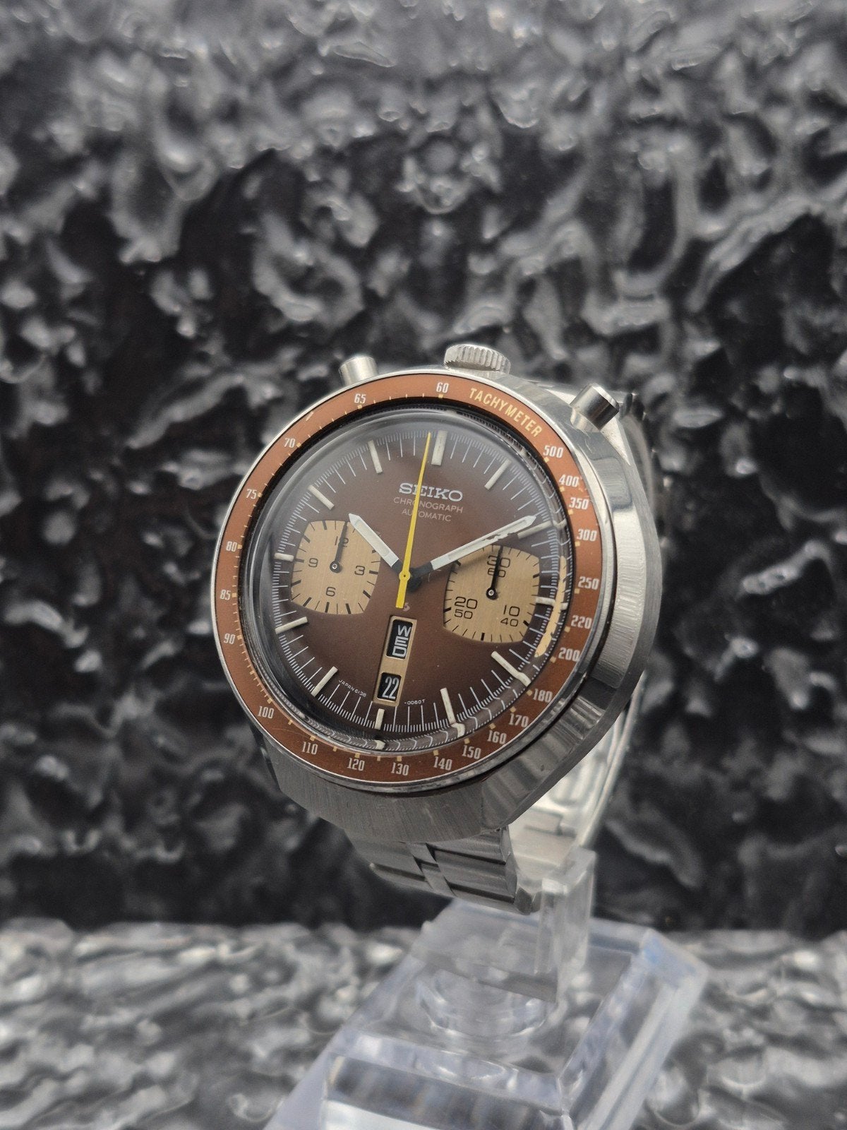Seiko Bullhead Automatic Chronograph Ref. 6138-0040 Day Date, 1-26-1, Ginza, Chuo-ku, Tokyo 104-8110, Japan, Seiko, Seiko Watch Corporation