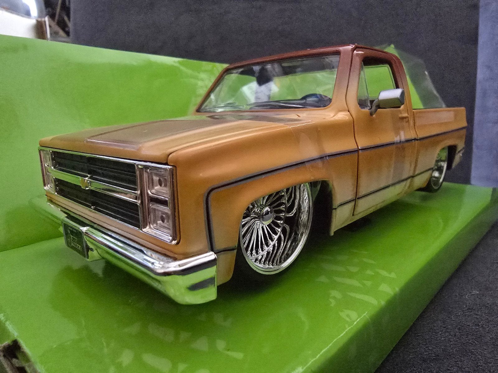 Chevrolet C10 Jada 1:24, Hobby en Vrije tijd, Modelauto's | 1:24, Christian@diecastcompany.nl, Auto, Diecast Company, Nieuw