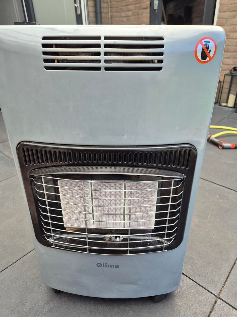 Qlima Gaskachel - Draagbare Terrasverwarmer, Huis en Inrichting, Kachels, Ophalen, Gebruikt, Gas, Vrijstaand