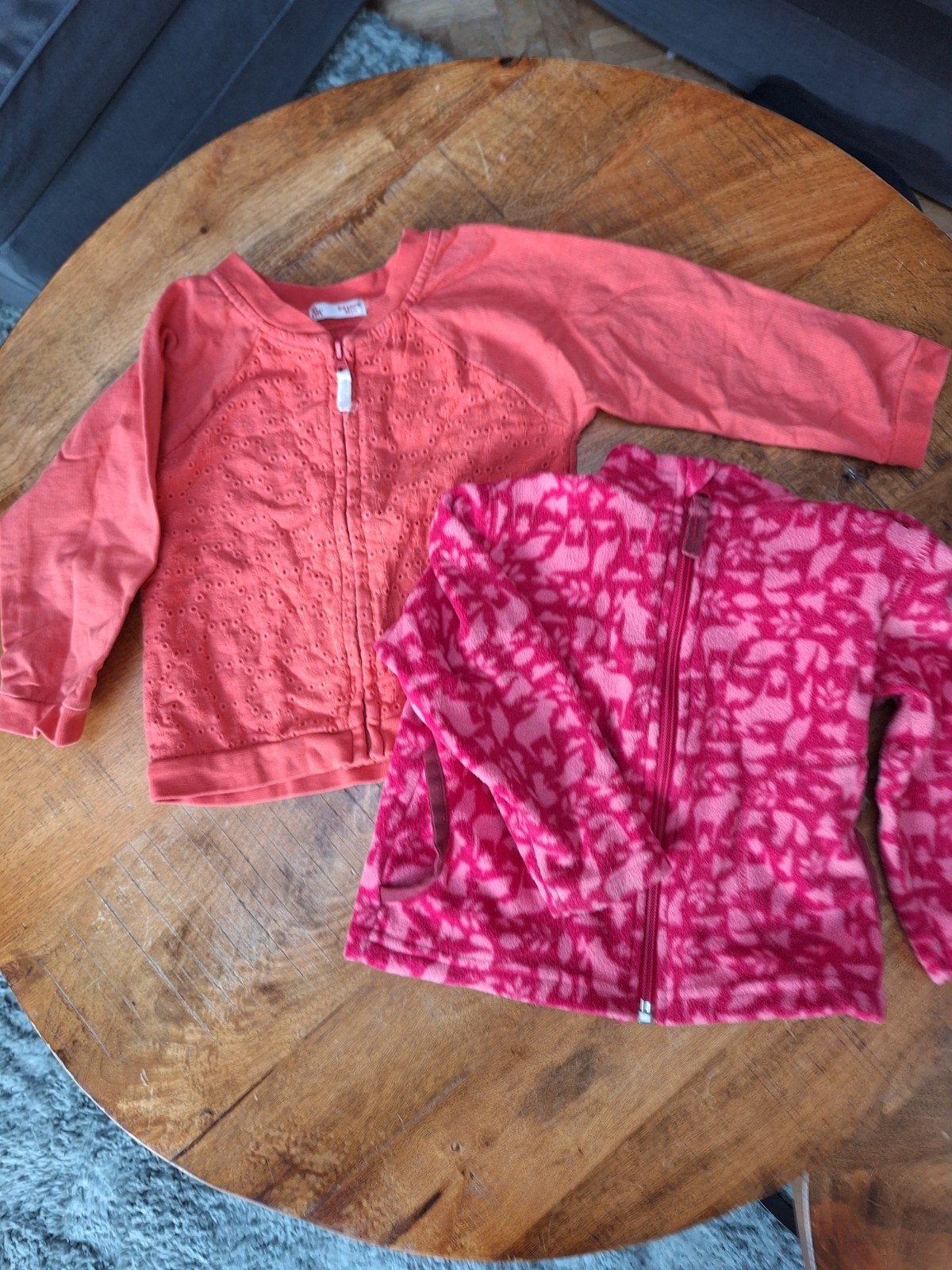 2 roze vesten maat 92,  Decathlon en DPAM, Meisje, Trui of Vest, Decathlon, Ophalen of Verzenden
