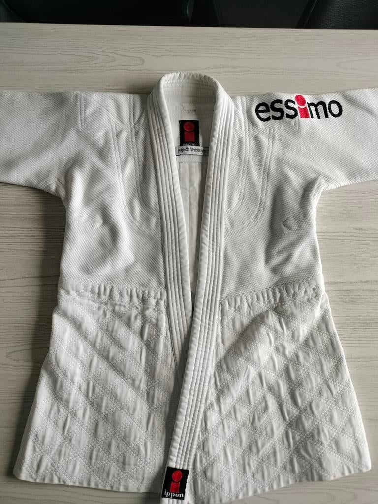 Essimo slimfit 150, Judo, Vechtsportpak, Zo goed als nieuw, Maat M