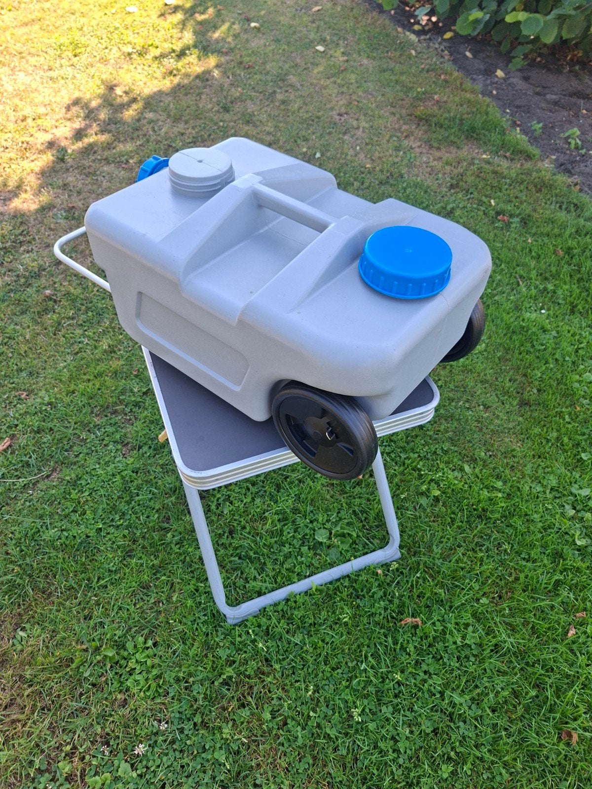 Mobiele afvalwatertank met wielen - 23 liter, Ophalen of Verzenden, Gebruikt