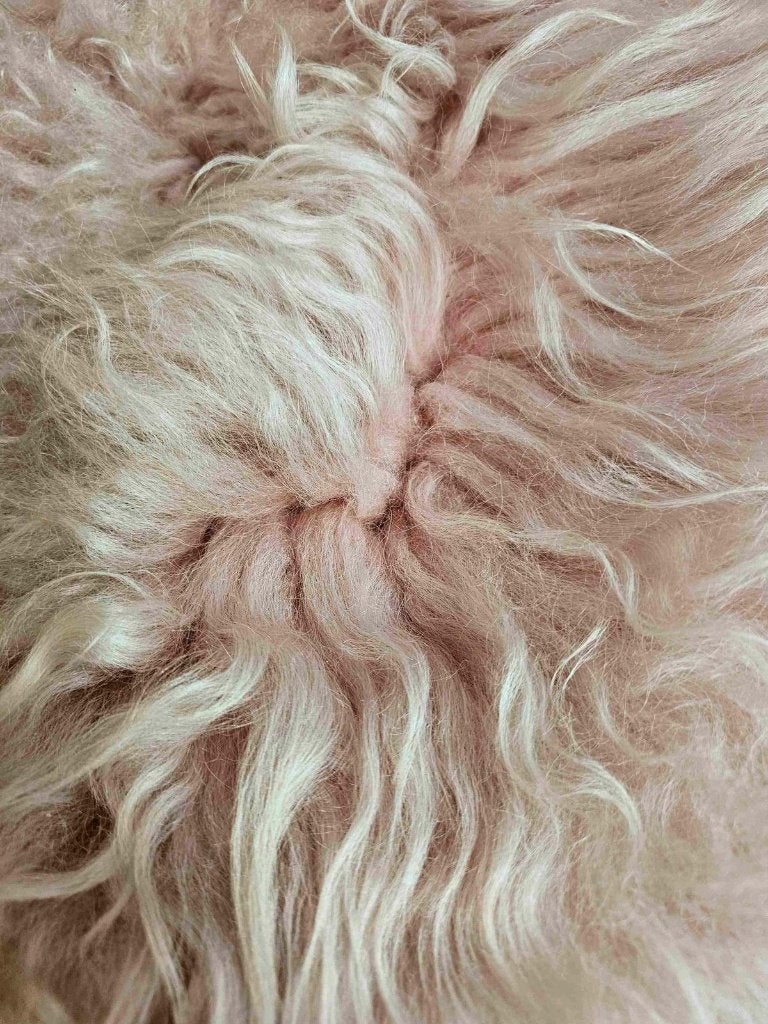 Licht roze schapenvacht 107/57 cm, Djt@dejuistetoon.eu, Roze, Ophalen of Verzenden, Zo goed als nieuw