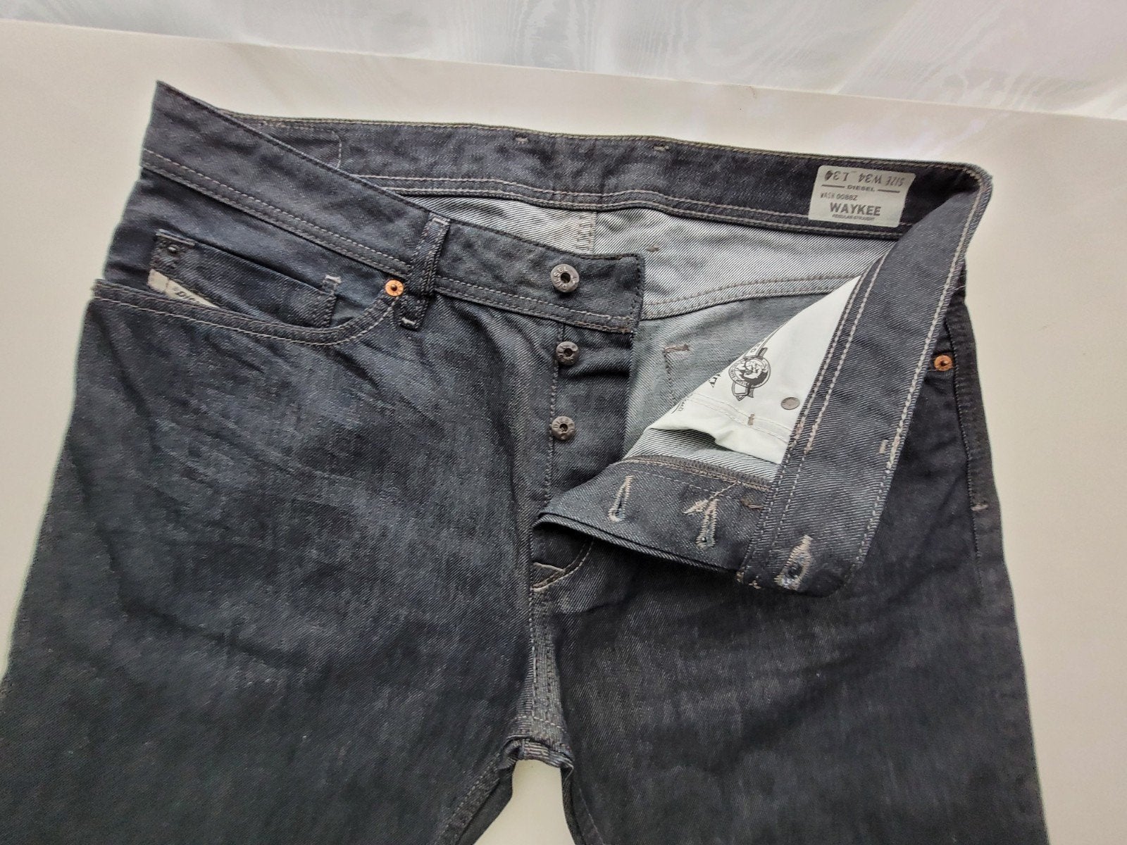 Zgan donkerblauwe diesel waykee regular straight size 34/30, Kleding | Heren, Ophalen of Verzenden, Zo goed als nieuw, Blauw, W33 - W34 (confectie 48/50)