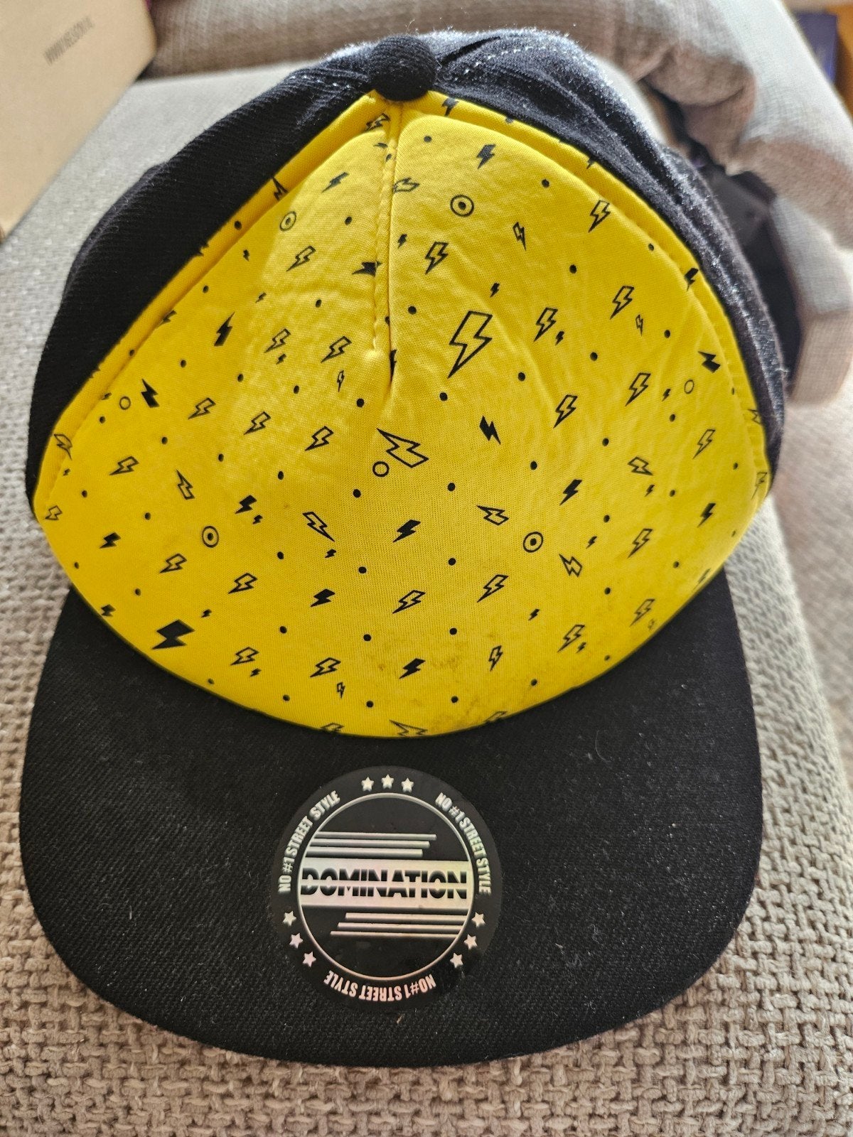 pokemon Domination  Elykid Snapback Pet - Zwart/Geel met Bli, Ophalen of Verzenden, Zo goed als nieuw, One size fits all, Pet